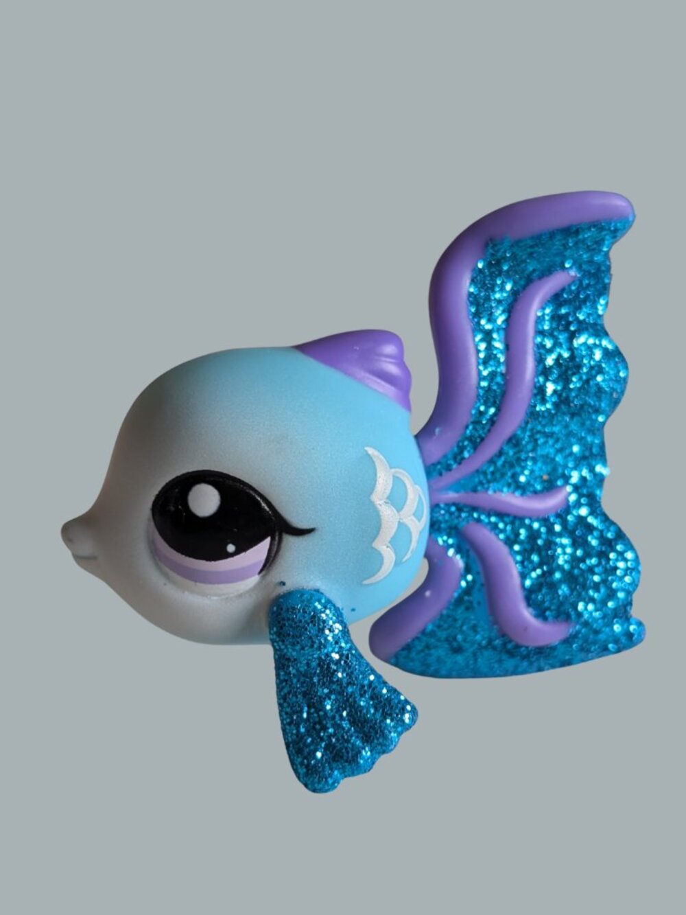 Littlest Pet Shop G2  Blue Sparkle Glitter Guppy Fish #2129